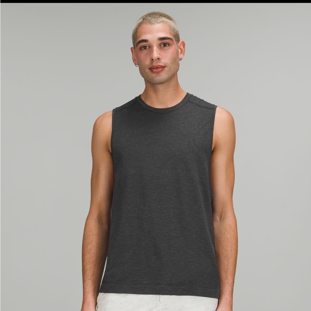 Metal vent tech sleeveless 2.0